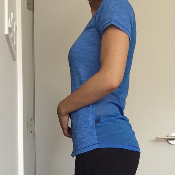 Lululemon Blue T-Shirt - Picture 3 of 8